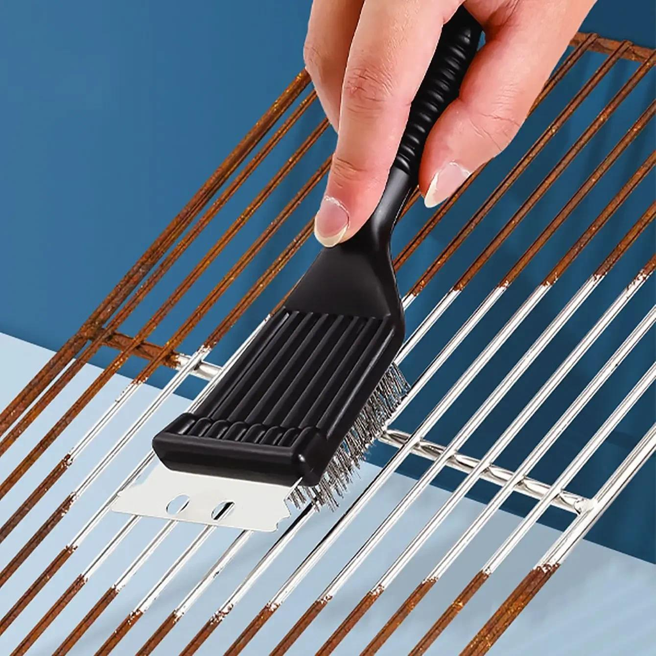 2-in-1 Barbecue Cleaning Brush and Scraper Set