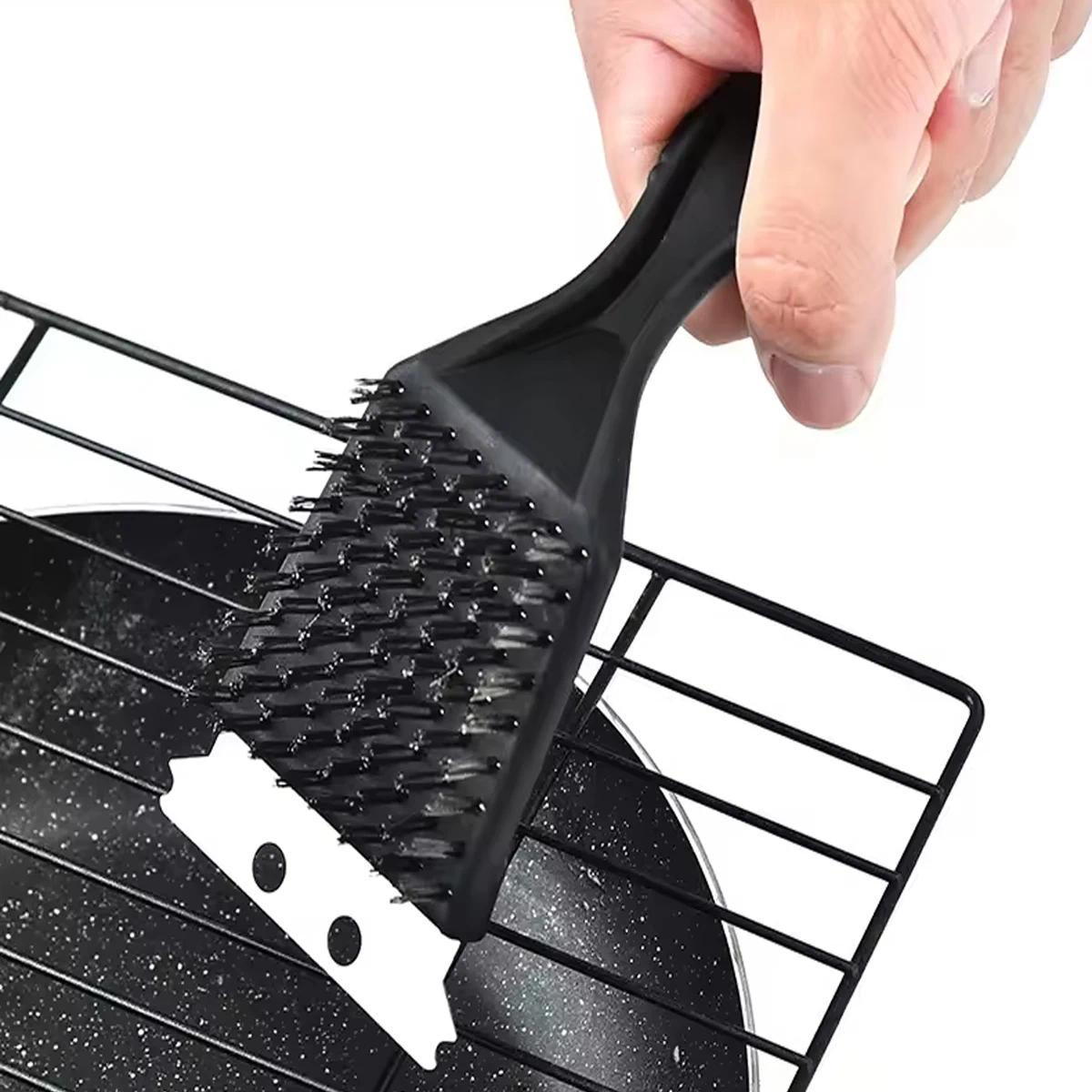 2-in-1 Barbecue Cleaning Brush and Scraper Set